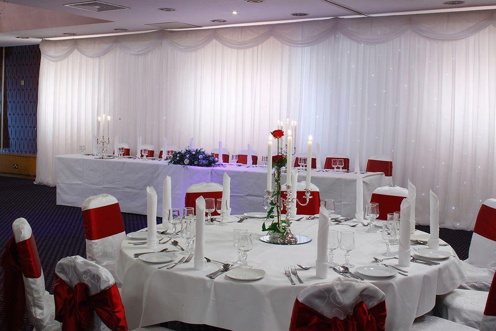 Plaza Hotel Tallaght Exteriér fotografie