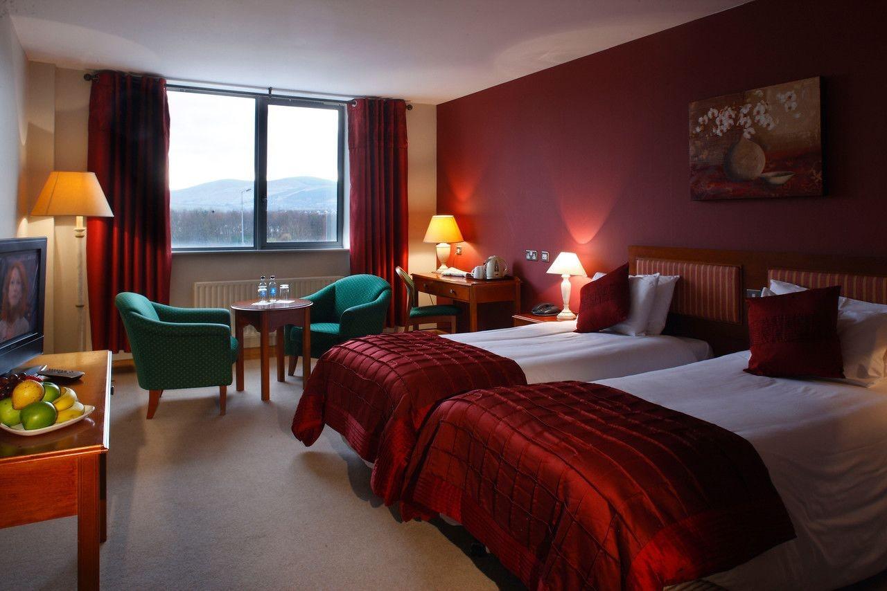 Plaza Hotel Tallaght Exteriér fotografie