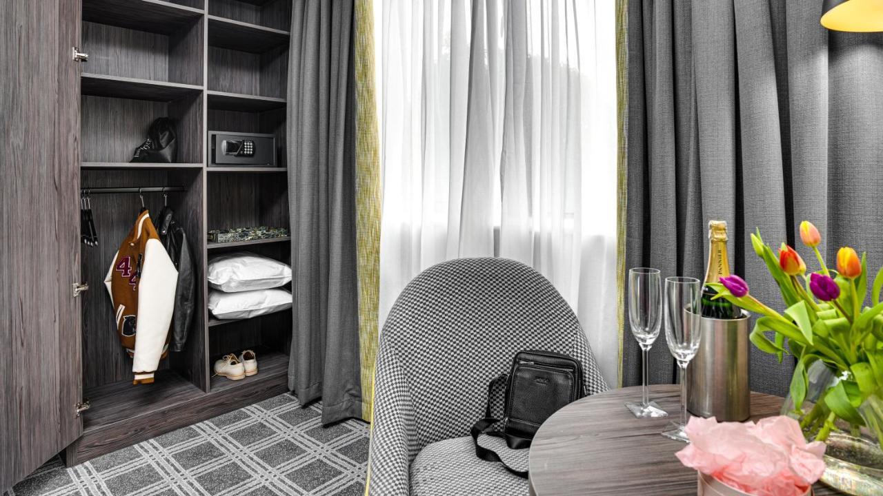 Plaza Hotel Tallaght Exteriér fotografie